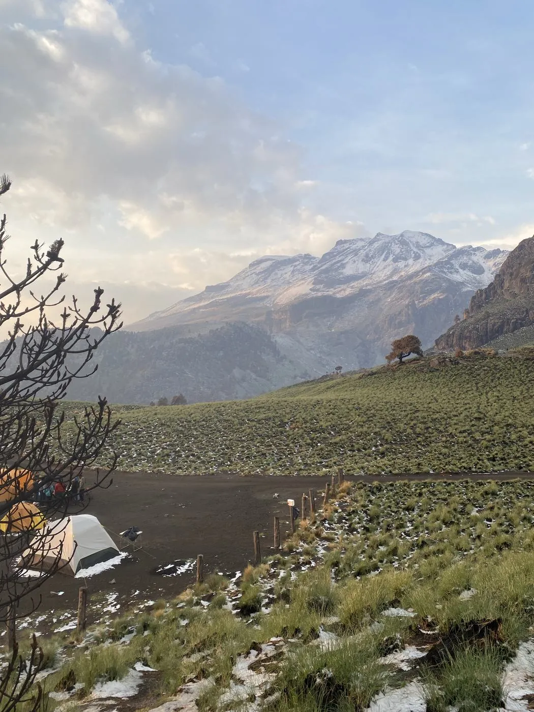 Campamento Iztaccíhuatl — fotografía del documento HMMX