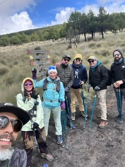 Yoga en la montaña